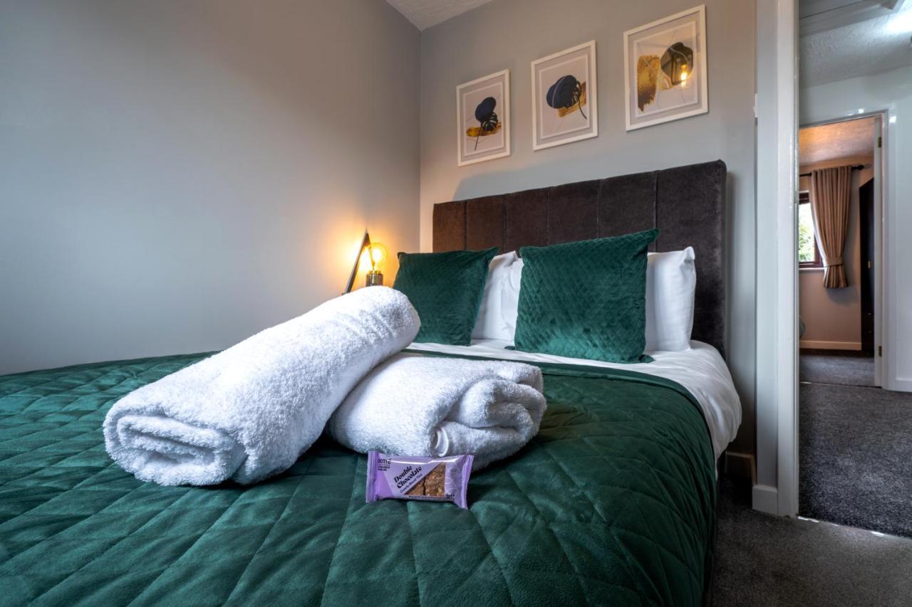 Yew Tree House Contractor / Family Home Free Netflix Fast Wifi Near Dudley/Birmingham Cradley Heath Luaran gambar