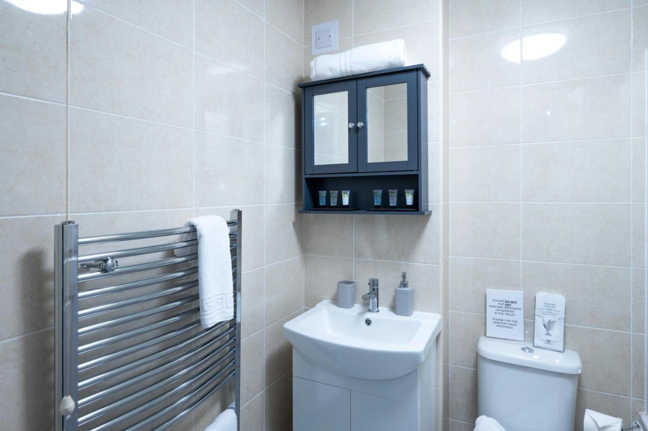 Yew Tree House Contractor / Family Home Free Netflix Fast Wifi Near Dudley/Birmingham Cradley Heath Luaran gambar