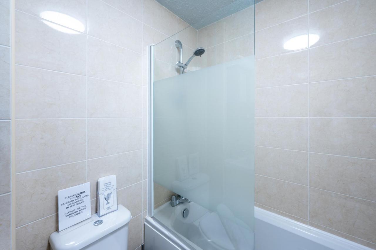 Yew Tree House Contractor / Family Home Free Netflix Fast Wifi Near Dudley/Birmingham Cradley Heath Luaran gambar