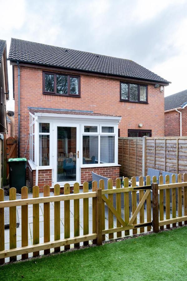 Yew Tree House Contractor / Family Home Free Netflix Fast Wifi Near Dudley/Birmingham Cradley Heath Luaran gambar
